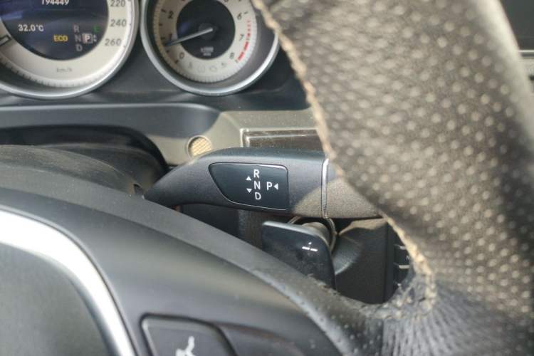 Used Mercedes-Benz E-Class 2015 E 260 L Sport & Fashion Model Gear Lever