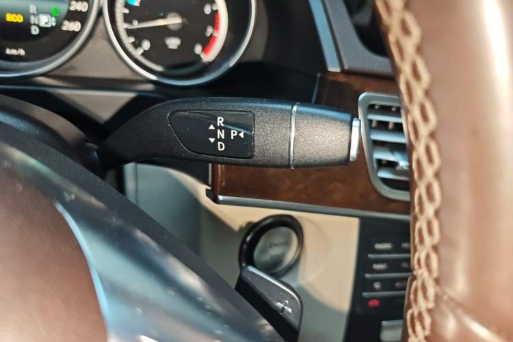 Used Mercedes-Benz E-Class 2015 E 260 L Gear Lever