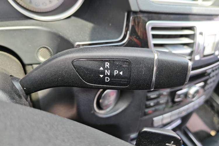 Used Mercedes-Benz E-Class 2015 E 260 L Sport Edition Gear Lever