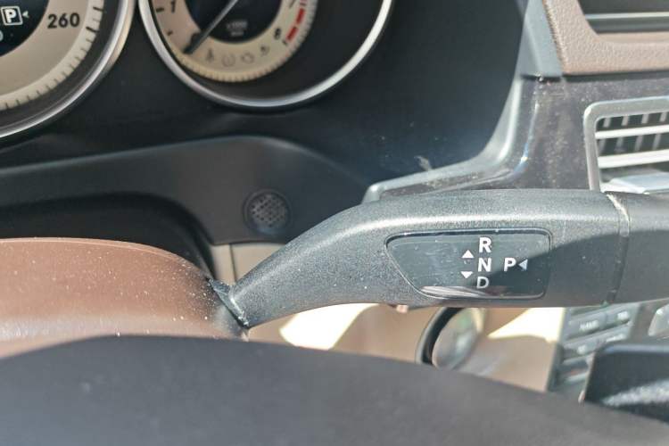 Used Mercedes-Benz E-Class 2015 E 200 L Sport Edition Gear Lever