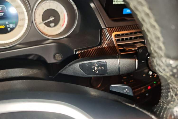 Used Mercedes-Benz E-Class 2015 Restyled E 260 L Sport Edition Gear Lever