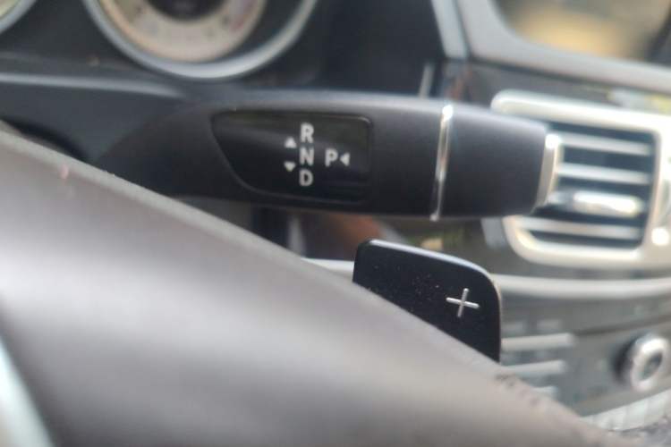 Used Mercedes-Benz E-Class 2015 E 260 L Sport Edition Gear Lever