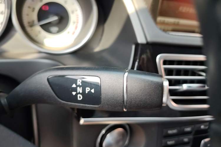 Used Mercedes-Benz E-Class 2015 E 320 L Sport 4MATIC Gear Lever