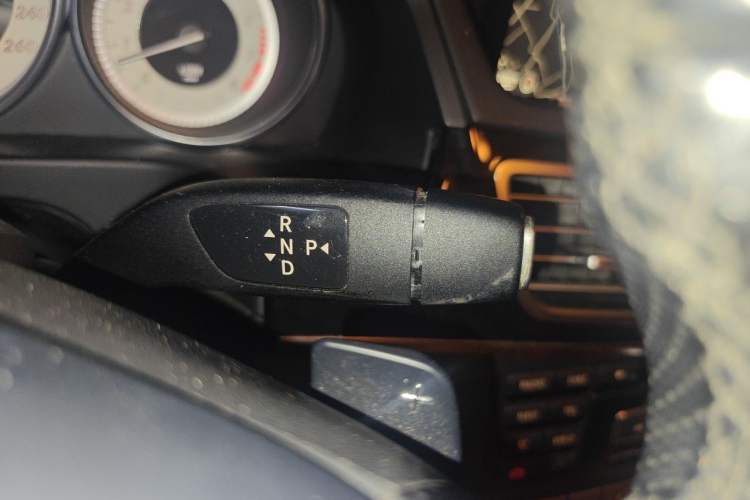 Used Mercedes-Benz E-Class 2015 E 320 L Sport 4MATIC Gear Lever