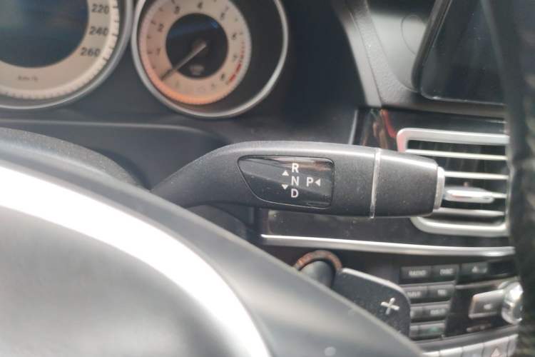 Used Mercedes-Benz E-Class 2015 E 200 L Sport Edition Gear Lever