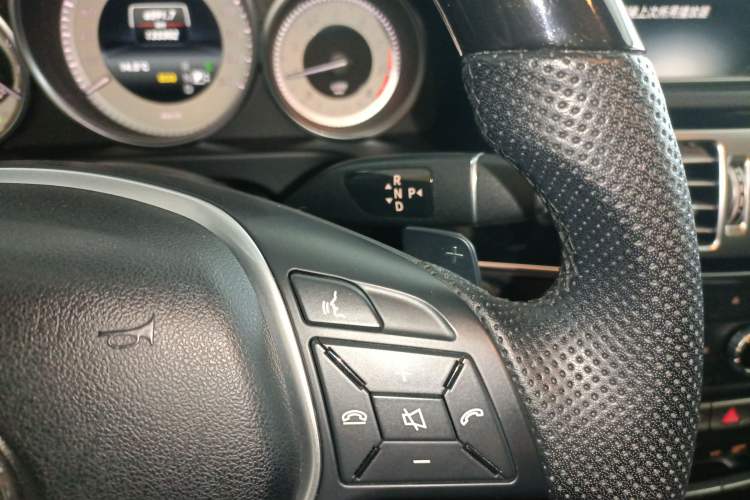 Used Mercedes-Benz E-Class 2015 Restyled E 260 L Sport Edition Gear Lever
