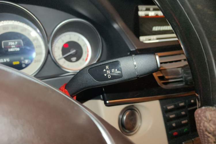 Used Mercedes-Benz E-Class 2015 E 260 L Sport & Fashion Model Gear Lever