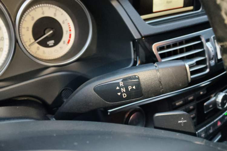 Used Mercedes-Benz E-Class 2015 E 260 L Sport Luxury Model Gear Lever