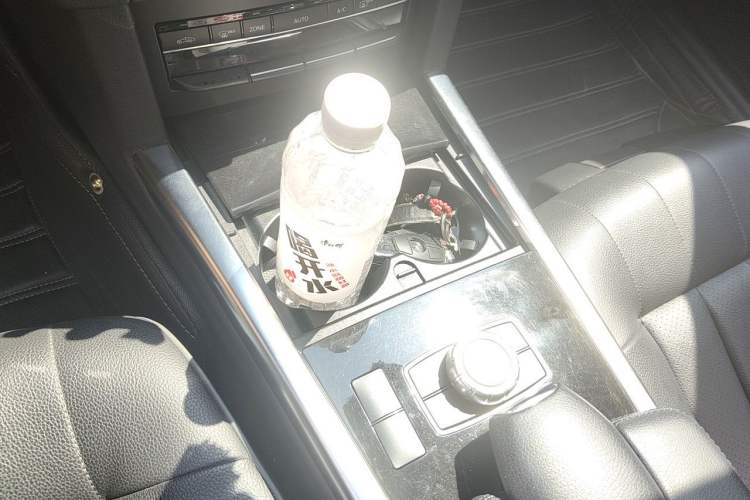 Used Mercedes-Benz E-Class 2015 E 260 L Sport & Fashion Model Gear Lever