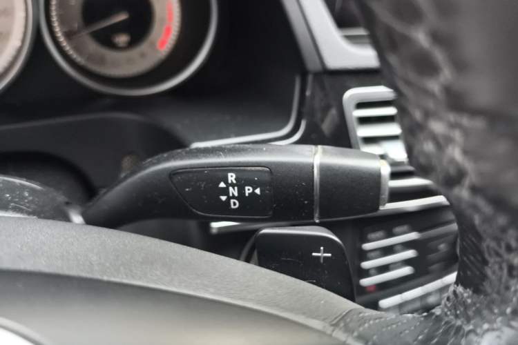 Used Mercedes-Benz E-Class 2015 Revised E 260 L Sporty and Stylish Edition Gear Lever