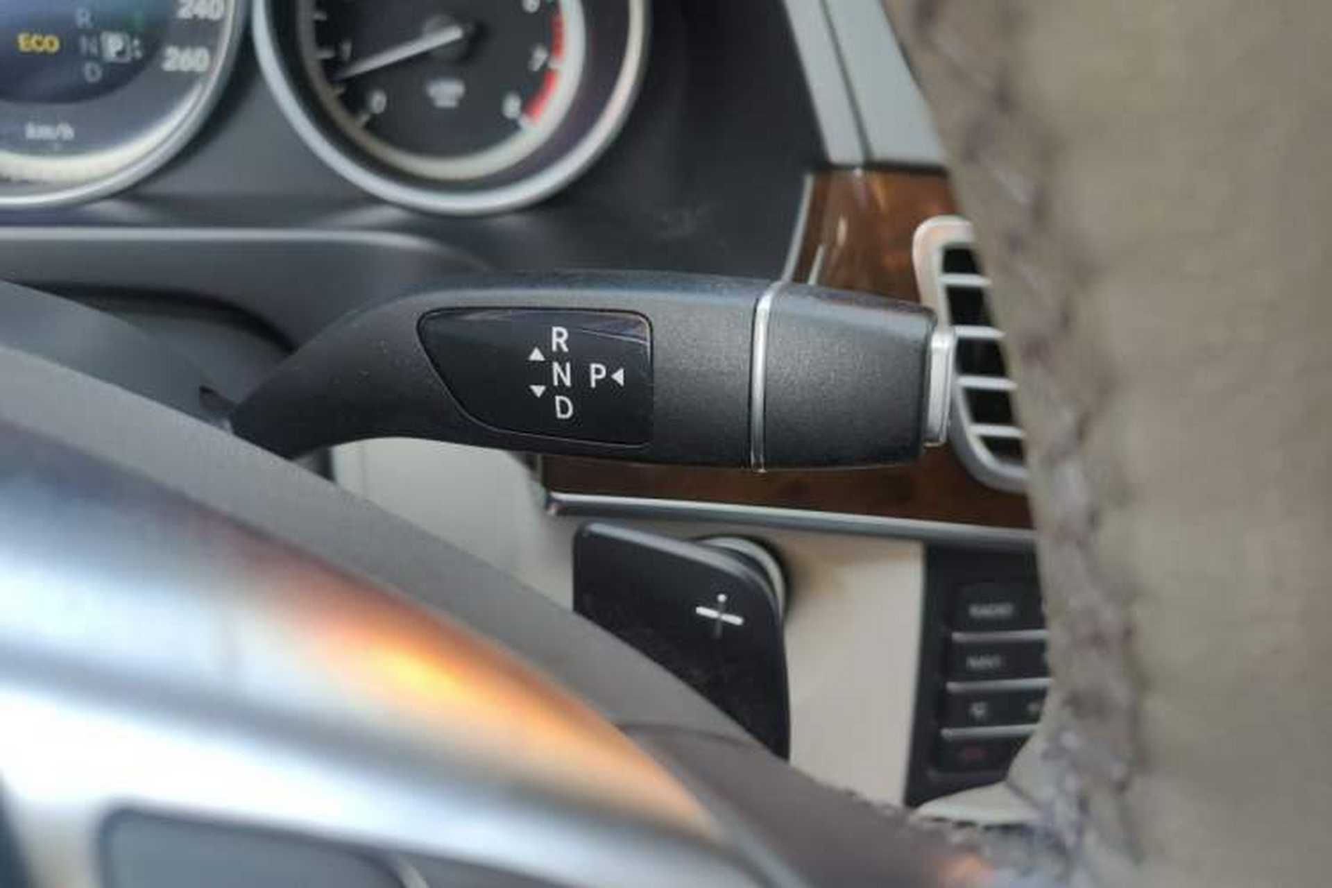 Used Mercedes-Benz E-Class 2015 Facelift E 200 L Gear Lever