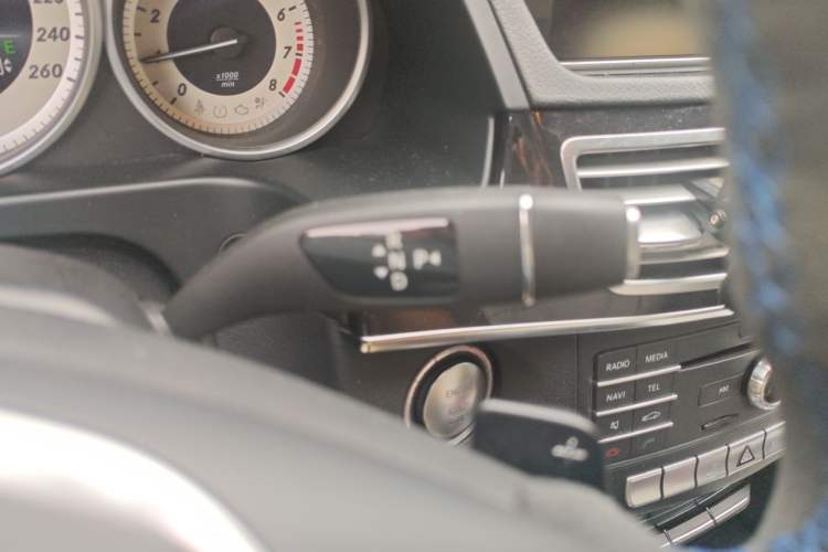 Used Mercedes-Benz E-Class 2015 E 260 L Sport Edition Gear Lever