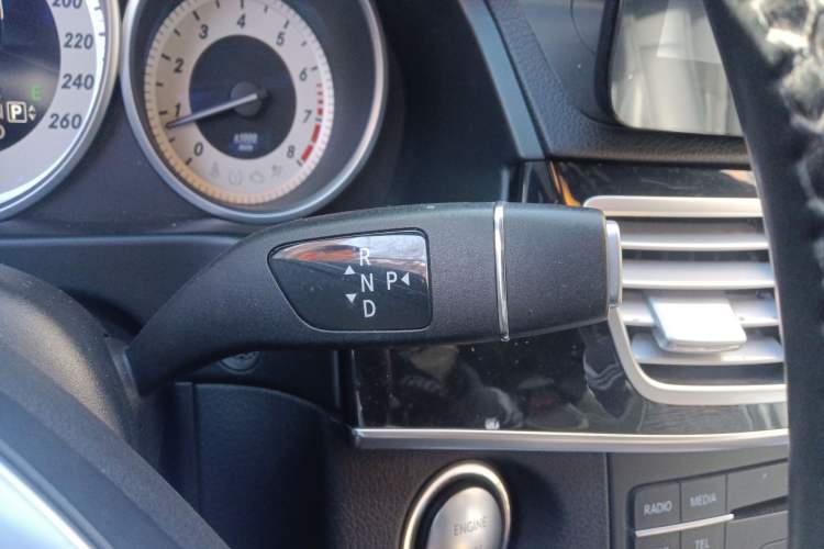 Used Mercedes-Benz E-Class 2015 E 260 L Sport Edition Gear Lever