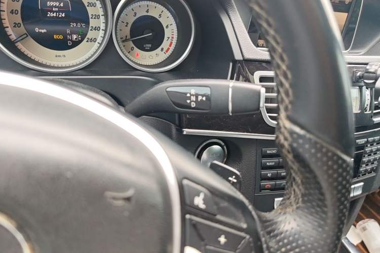 Used Mercedes-Benz E-Class 2015 E 260 L Sport Edition Gear Lever