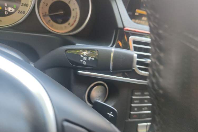 Used Mercedes-Benz E-Class 2015 E 200 L Sport Edition Gear Lever