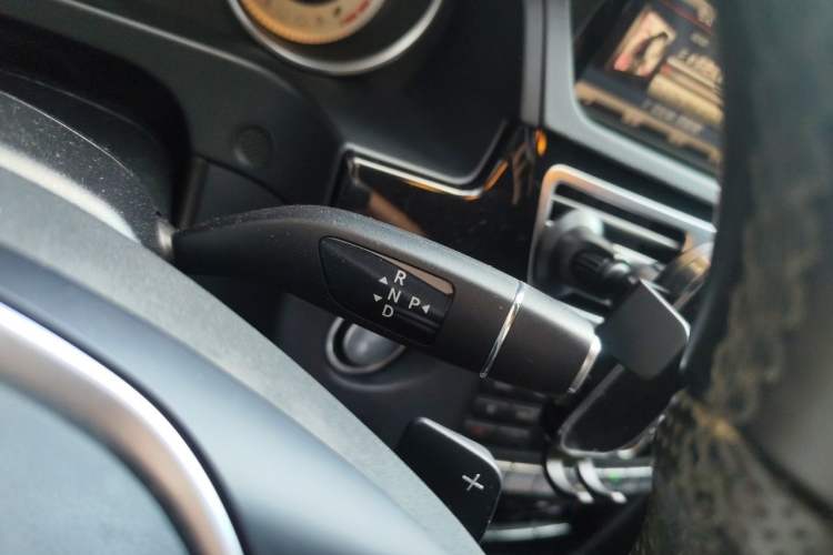 Used Mercedes-Benz E-Class 2015 E 200 L Sport Edition Gear Lever