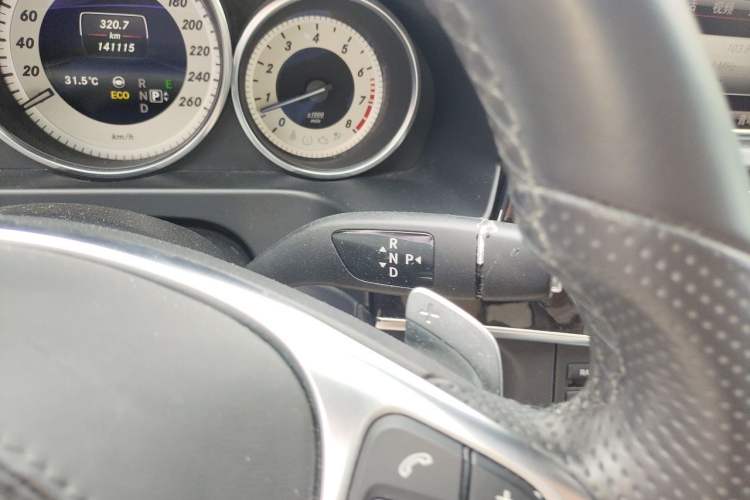 Used Mercedes-Benz E-Class 2015 E 400 L Sport Luxury 4MATIC Gear Lever