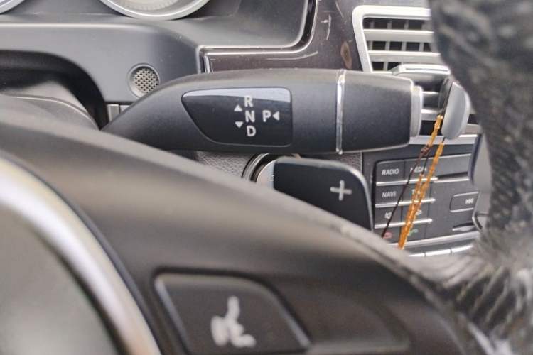 Used Mercedes-Benz E-Class 2015 Restyled E 260 L Sport Edition Gear Lever