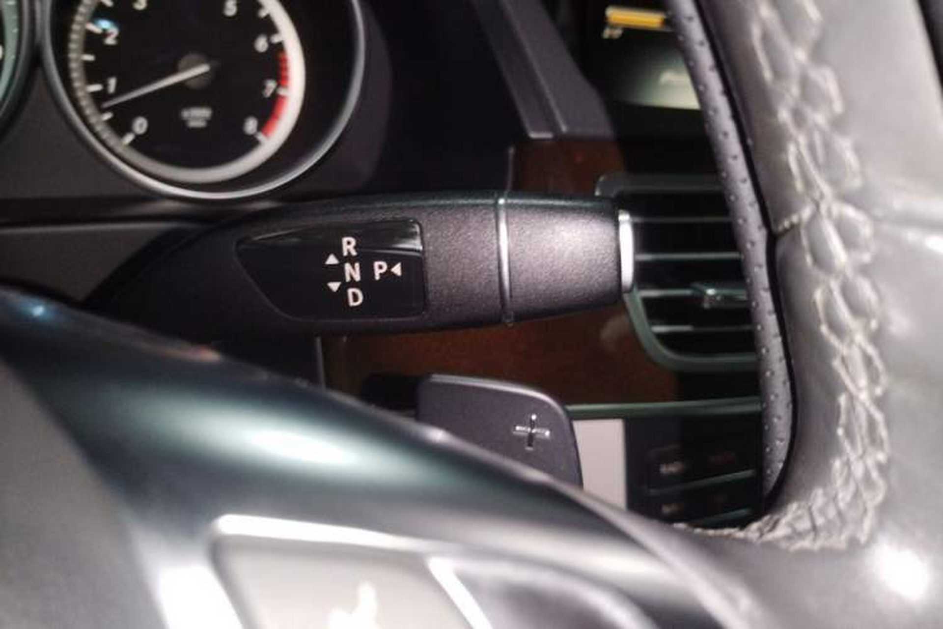 Used Mercedes-Benz E-Class 2015 Facelift E 200 L Gear Lever