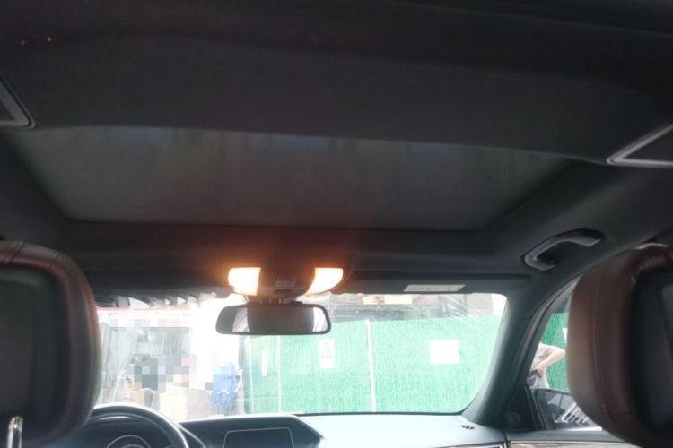 Used Mercedes-Benz E-Class 2015 E 260 L Headliner
