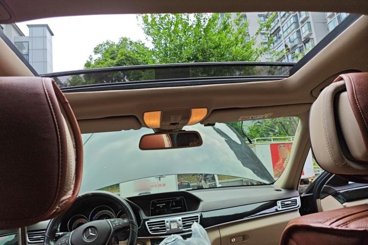 Used Mercedes-Benz E-Class 2015 Restyled E 260 L Sport Edition Headliner
