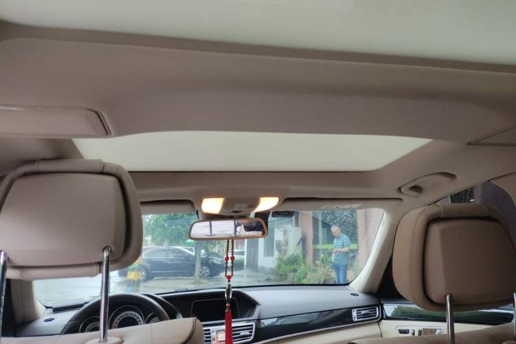 Used Mercedes-Benz E-Class 2015 E 260 L Sport Luxury Model Headliner