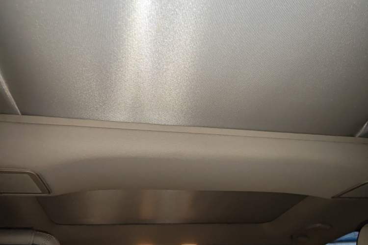 Used Mercedes-Benz E-Class 2015 E 200 L Headliner