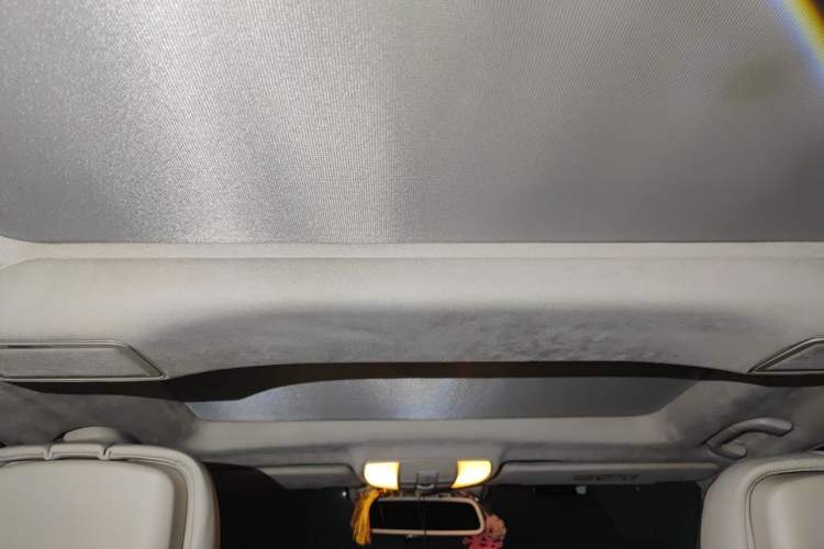 Used Mercedes-Benz E-Class 2015 E 400 L Hybrid Headliner