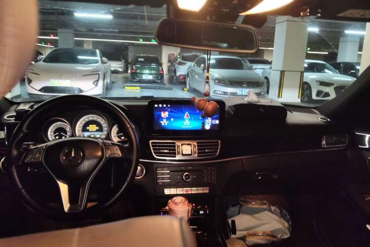Used Mercedes-Benz E-Class 2015 E 260 L Sport Luxury Model Headliner