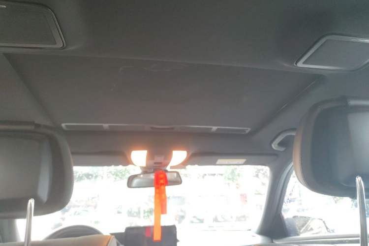 Used Mercedes-Benz E-Class 2015 E 200 L Sport Edition Headliner