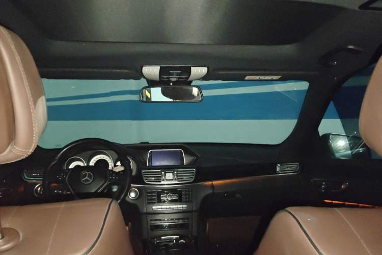 Used Mercedes-Benz E-Class 2015 E 320 L Sport Edition Headliner