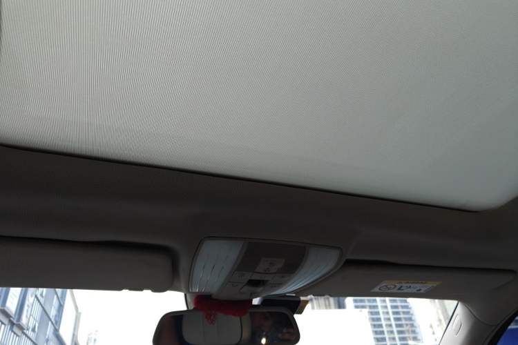 Used Mercedes-Benz E-Class 2015 Revised E 260 L Headliner