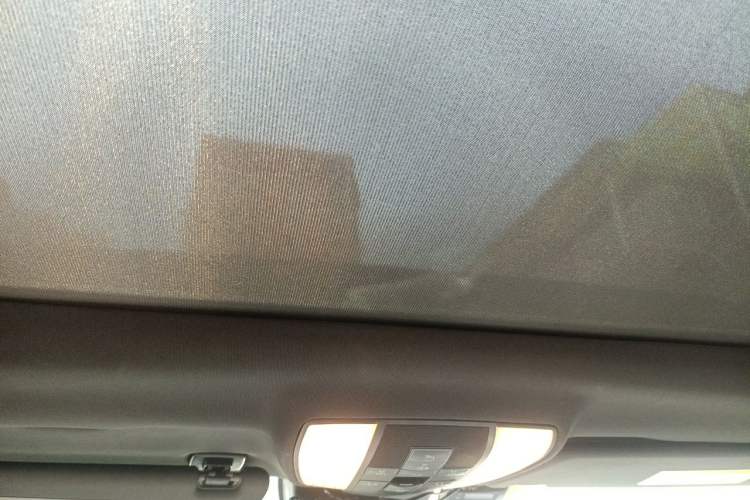 Used Mercedes-Benz E-Class 2015 E 260 L Sport Luxury Model Headliner