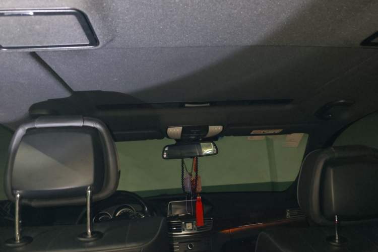 Used Mercedes-Benz E-Class 2015 Facelift E 200 L Headliner