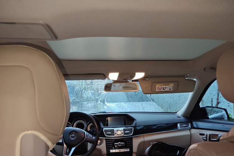 Used Mercedes-Benz E-Class 2015 Revised E 260 L Headliner