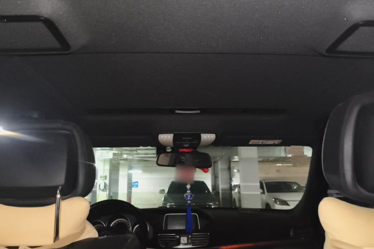 Used Mercedes-Benz E-Class 2015 Facelift E 200 L Headliner