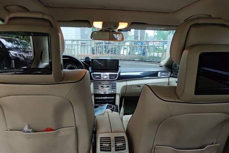 Used Mercedes-Benz E-Class 2015 E 200 L Sport Edition Headliner