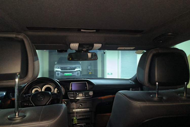 Used Mercedes-Benz E-Class 2015 Restyled E 260 L Sport Edition Headliner