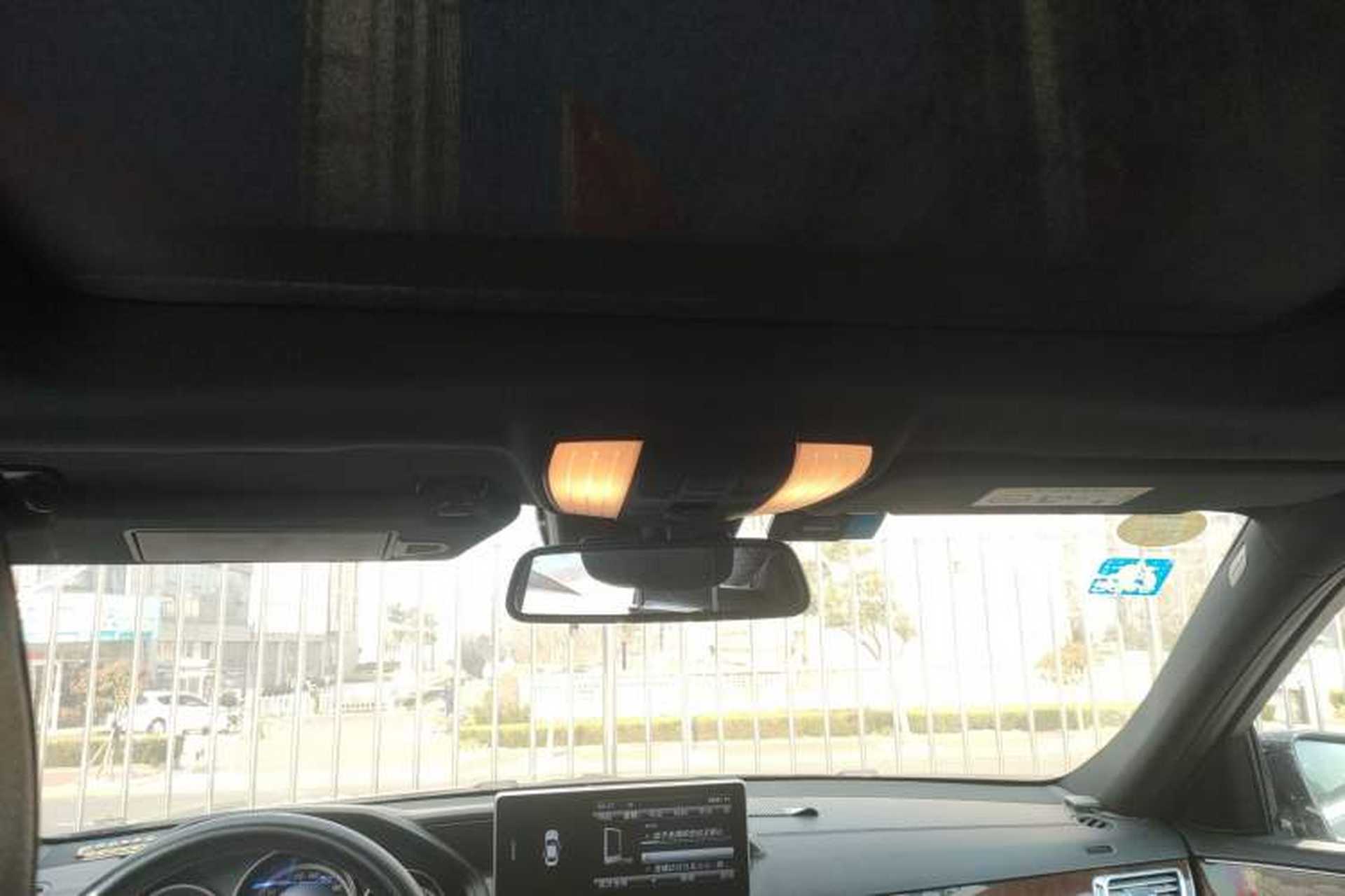 Used Mercedes-Benz E-Class 2015 E 320 L 4MATIC Headliner