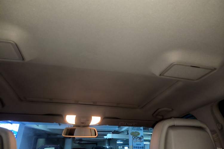 Used Mercedes-Benz E-Class 2015 Restyled E 260 L Sport Edition Headliner