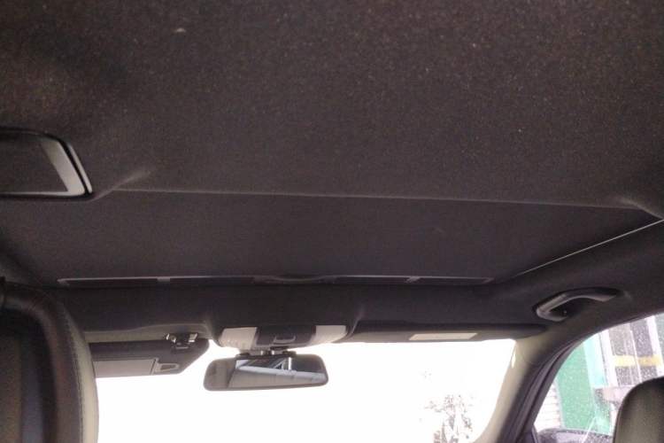 Used Mercedes-Benz E-Class 2015 Restyled E 260 L Sport Edition Headliner