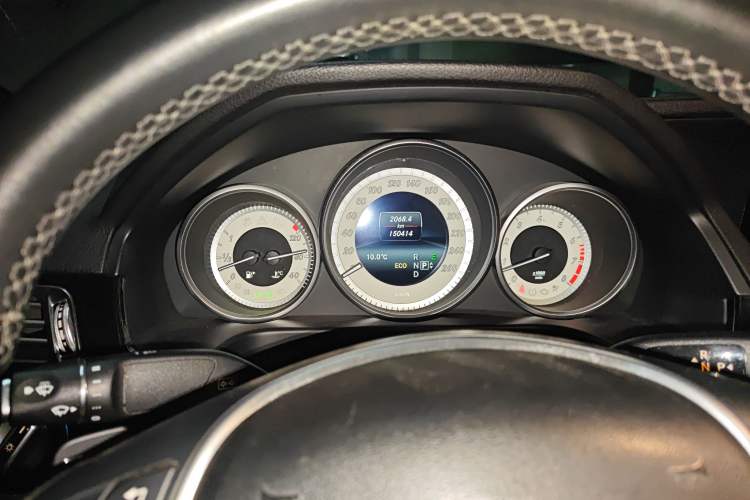 Used Mercedes-Benz E-Class 2015 E 260 L Sport Edition Instrument Cluster