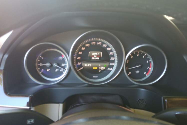 Used Mercedes-Benz E-Class 2015 E 260 L Instrument Cluster