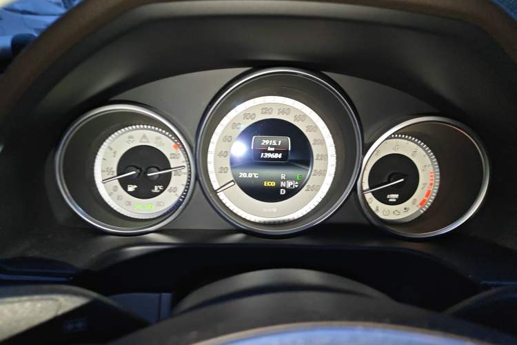 Used Mercedes-Benz E-Class 2015 E 260 L Sport Edition Instrument Cluster