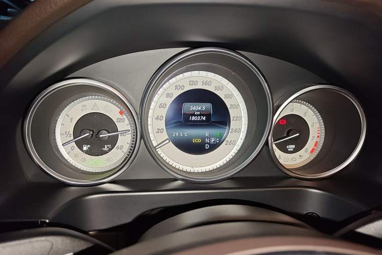 Used Mercedes-Benz E-Class 2015 Restyled E 260 L Sport Edition Instrument Cluster