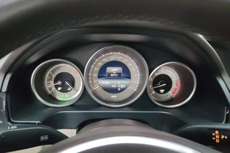 Used Mercedes-Benz E-Class 2015 Facelift E 200 L Sport Edition Instrument Cluster