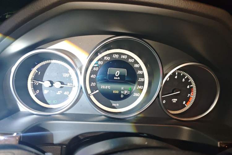 Used Mercedes-Benz E-Class 2015 E 260 L Instrument Cluster