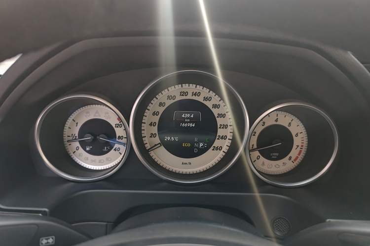 Used Mercedes-Benz E-Class 2015 E 260 L Sport & Fashion Model Instrument Cluster
