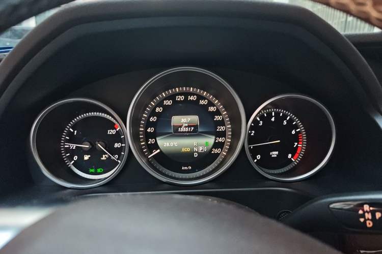 Used Mercedes-Benz E-Class 2015 E 260 L Instrument Cluster