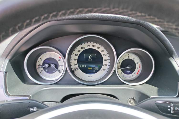 Used Mercedes-Benz E-Class 2015 E 260 L Sport Edition Instrument Cluster
